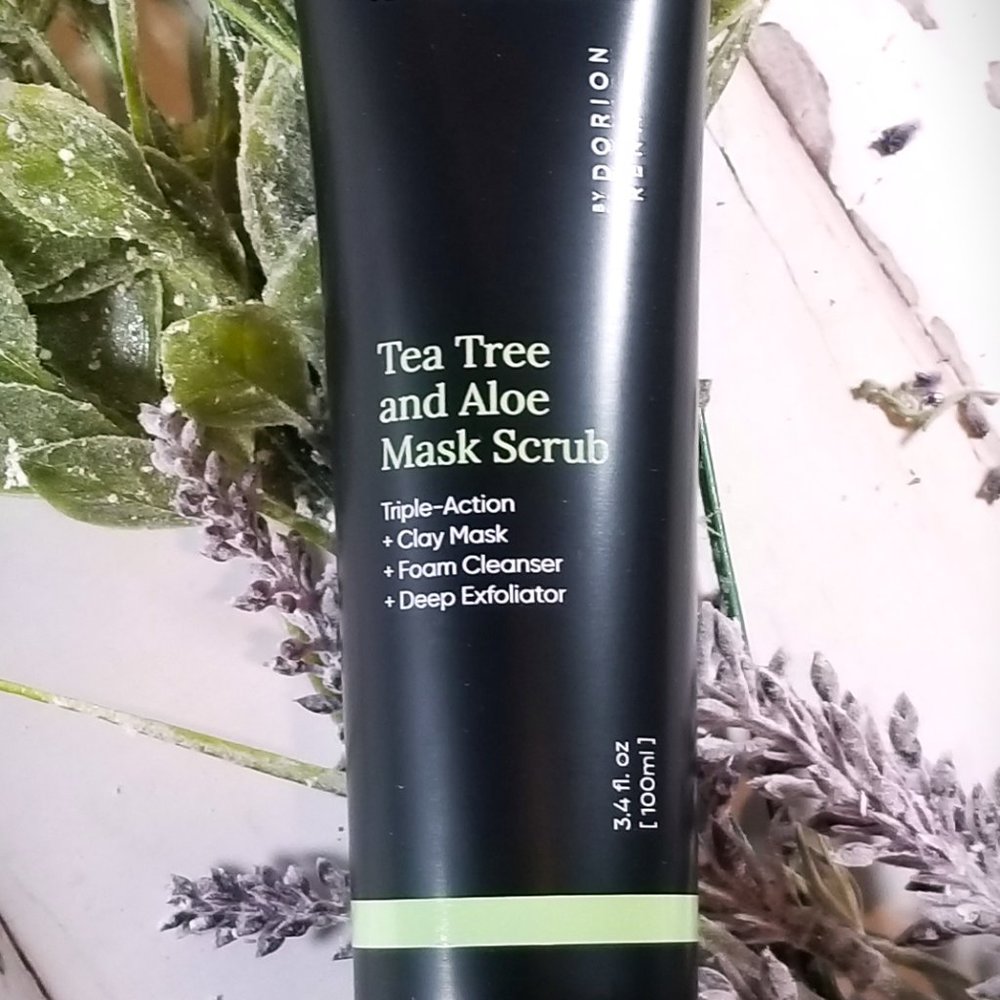 Buttah by Dorion Renaud: Tea Tree and Aloe Mask Scrub - Picture 3 of 4